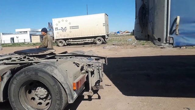 Ремонт продолжается.Саныч готовится в рейс. смотреть онлайн