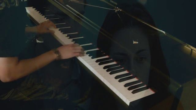 The Lion Fell In Love With The Lamb *Piano* смотреть онлайн