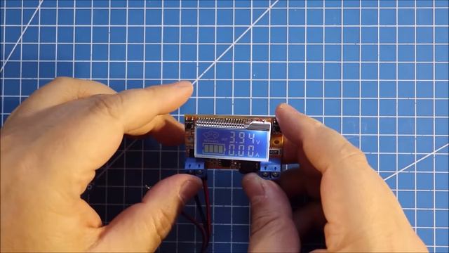 Понижающий преобразователь DC-DC 3А от 23В до 0В с дисплеем