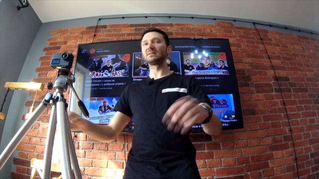 стоит ли слушать музыку за рулём мотоцикла / с добрым утром / мАпед / мАхито смотреть онлайн