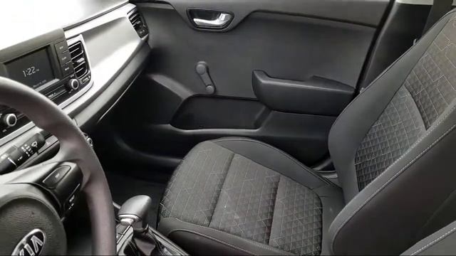 2018 Kia RIO Sedan LX смотреть онлайн