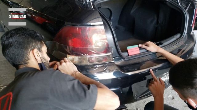 INSTALAÇÃO DE PELÍCULA Fumê brilhante claro alltak na lanterna. смотреть онлайн