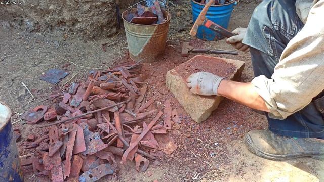 ТЕРМИЧЕСКАЯ ОБРАБОТКА ЗАСОРЁННОГО МЕТАЛЛОЛОМА..РЕЗУЛЬТАТ-ОГОНЬ!!/123/ смотреть онлайн