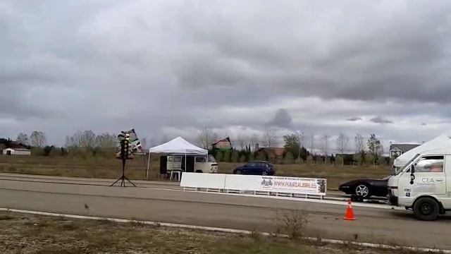 venette VS corvette jejeje (la vanette tiene sorpresa....) смотреть онлайн