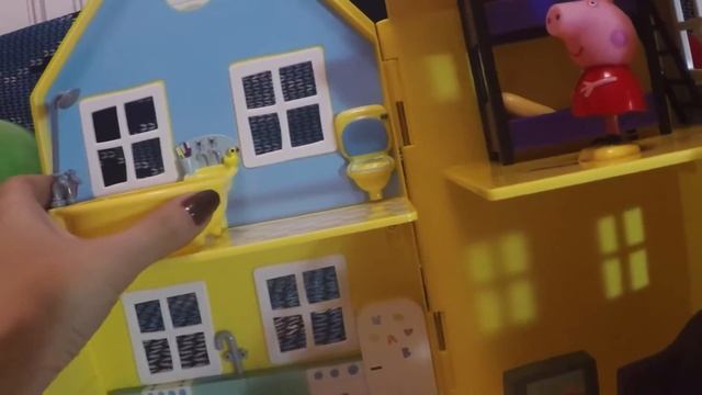 Свинка Пеппа игрушки НОВЫЕ ПРИКЛЮЧЕНИЯ Peppa Pig PLAYHOUSE распаковка&игра смотреть онлайн