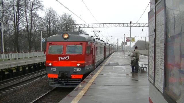 Электропоезд ЭР2Т-7182 платформа Сколково смотреть онлайн