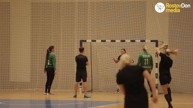 Оригинальное упражнение для вратарей | #РостовДонТренировочныеСборы смотреть онлайн