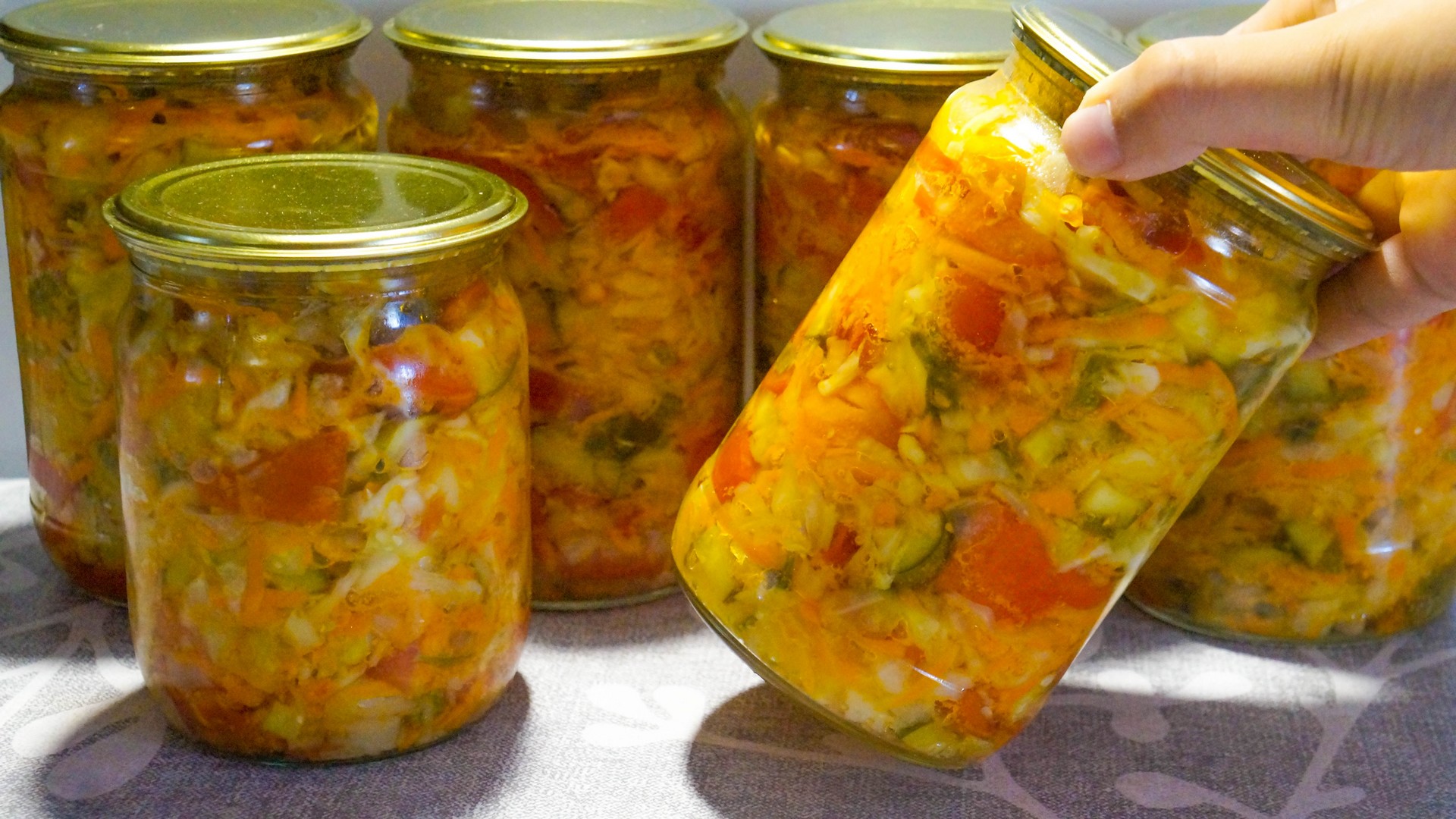 Салат из сырых овощей на зиму: всегда жалею, что заготовила так мало (делюсь любимым рецептом) смотреть онлайн