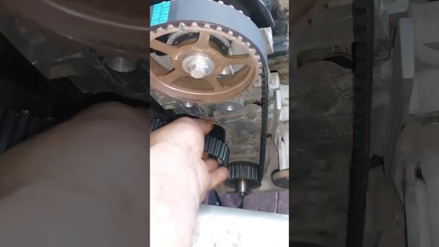 Натяжка ремня ГРМ Форд фокус 2,3 смотреть онлайн