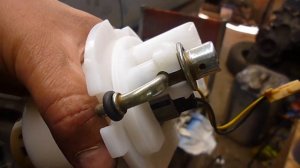 КИА пиканто, замена топливных фильтров.