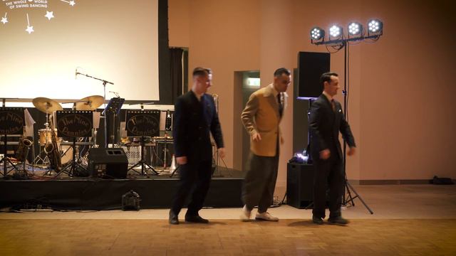 Jitterbugs Delight - Dean Collins Shim Sham - Arnas, Peter, Heiko смотреть онлайн