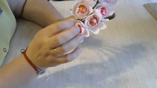 Букет из конфет. подарок ко дню учителя. часть 1 смотреть онлайн