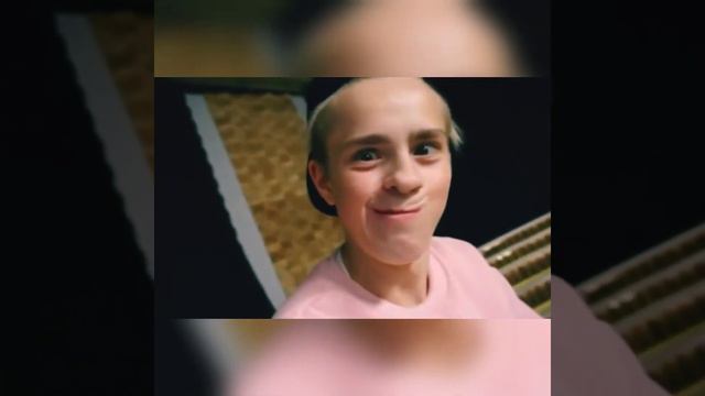 Мини клип КАТЯ АДУШКИНА И НИКИТА ЗЛАТАУСТ смотреть онлайн