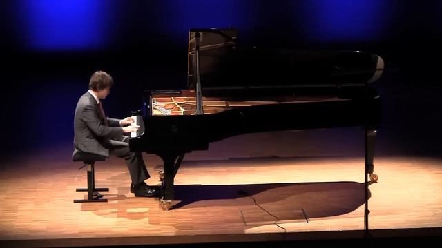 Mozart Sonata K. 332 3rd Mov. смотреть онлайн
