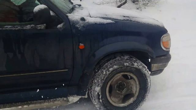 Жизнь Форда Эксплорера (ford explorer) зимой. смотреть онлайн