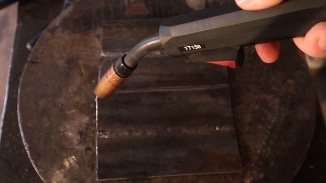 How to weld with a Flux-Core Welder From Harbor Freight! смотреть онлайн