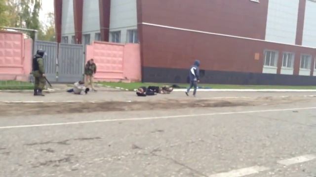 Улыбайся всегда когда бьют тебя мусора смотреть онлайн