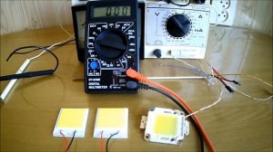 Солнечная батарея из светодиодов. Реально работающая солнечная батарея из светодиодов.