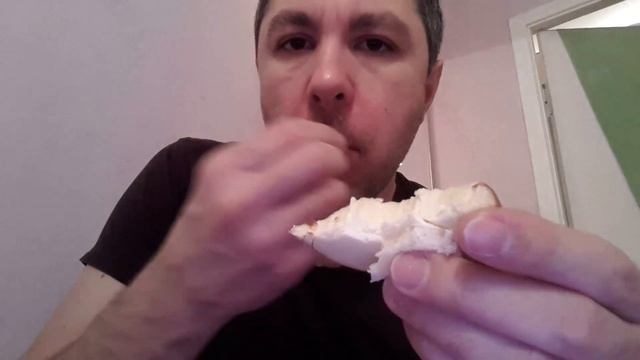 MUKBANG EATING SOUNDS. БУТЕРБРОДЫ С КОПЧЁННЫМ СЫРОМ, КАБАЧКОВАЯ ИКРА, ЧАЙ.ОБЖОР.