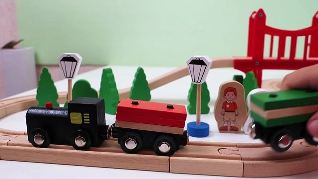 Деревянные игрушки для детей. Большой набор - железная дорога и город смотреть онлайн