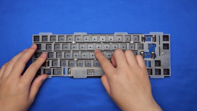 TD Studio High65 - Your Next 65% Keyboard? Case Foam for Days! смотреть онлайн