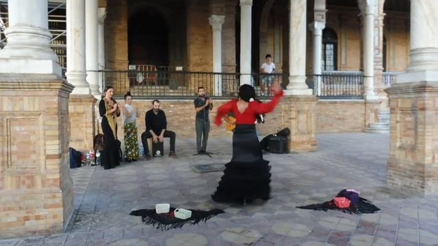 SPAIN - Flamenco demo plaza de España, Sevilla смотреть онлайн
