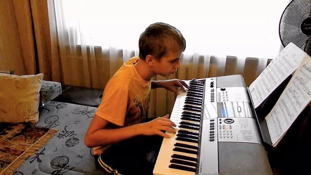 Chi Mai - YAMAHA PSR-E413 смотреть онлайн