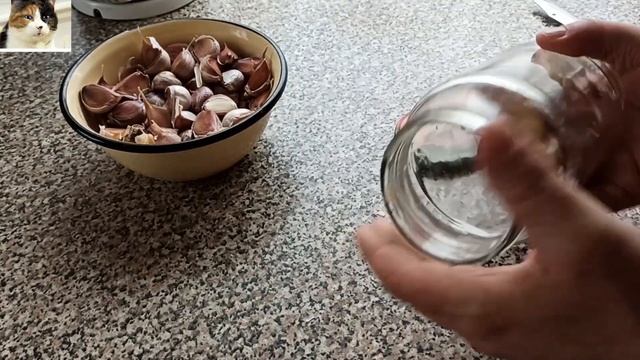 Как Почистить Чеснок Быстро и Легко 3 способа смотреть онлайн