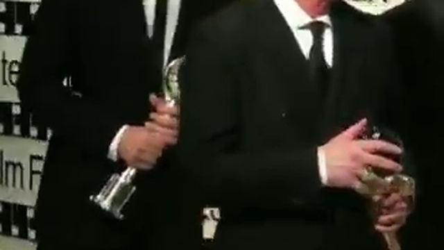 Роберт на церемонии закрытия Karlovy Vary International Film Festival 9 смотреть онлайн