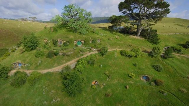 Lord of The Rings | The Shire - Music from the Soundtrack - Visual Escape смотреть онлайн