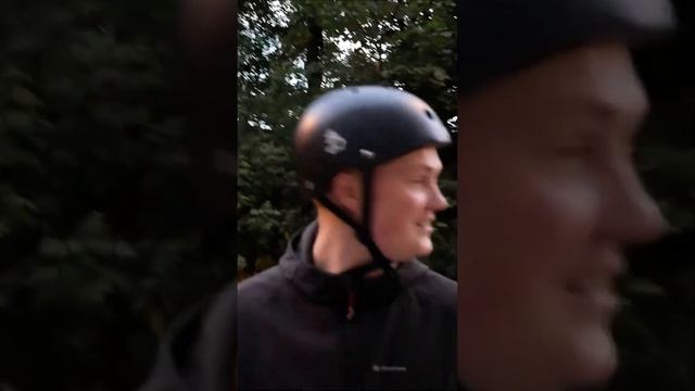 На моноколесе с огромной лестницы смотреть онлайн