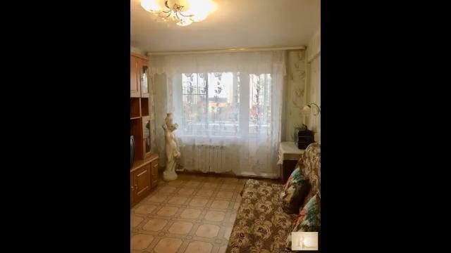 Трехкомнатная квартира 60 кв.м. в отличном сот... смотреть онлайн