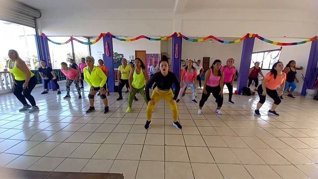 Zumba Intenso Boom Boom TikTok смотреть онлайн