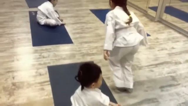 Восточные единоборства для детей "Клуб Каратэ №1" в Коммунарке смотреть онлайн