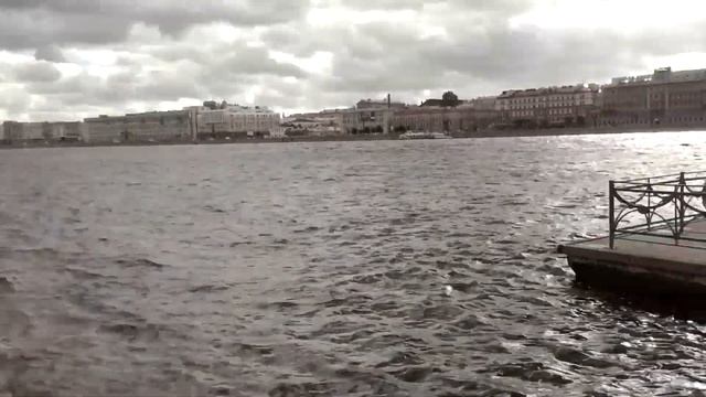 Нева у Литейного моста смотреть онлайн