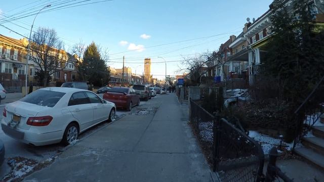 ⁴ᴷ Walking Tour of Astoria, Queens, NYC - Ditmars Boulevard from Shore Boulevard to Steinway Street смотреть онлайн