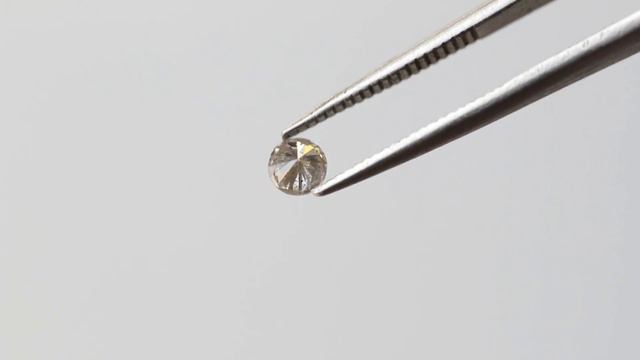 0.19 Ct Round Brilliant Cut Salt and Pepper Diamond 3 MM Loose Natural Grey Black Color diamond смотреть онлайн