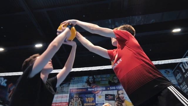 Тренировки школы волейбола STARVOLLEY смотреть онлайн