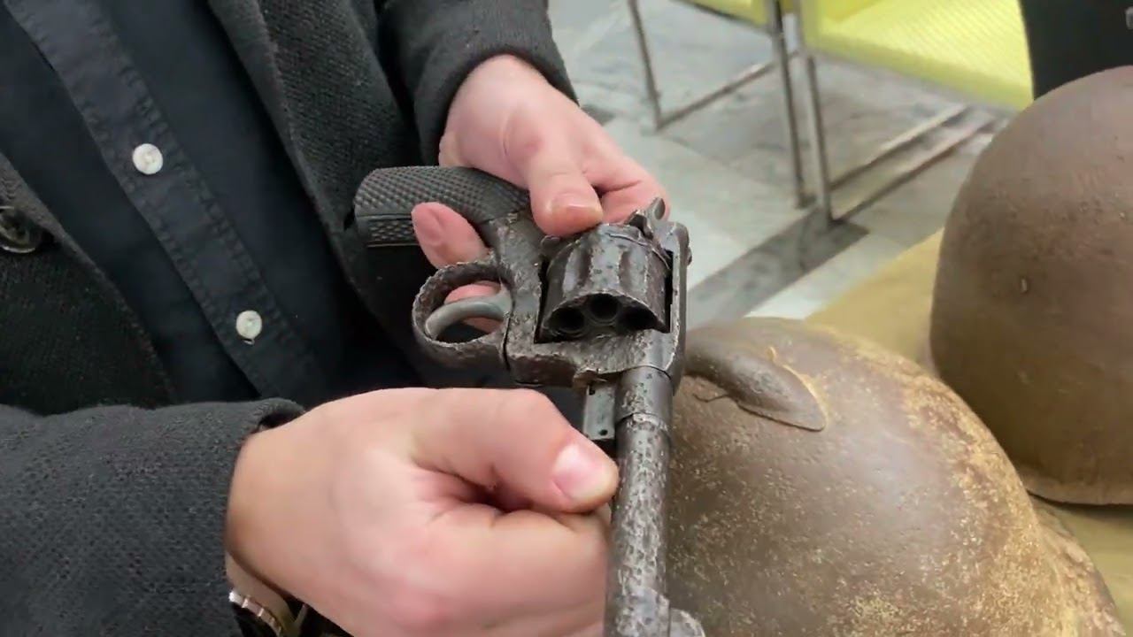 За что в армии России не любили револьвер Наган ? смотреть онлайн