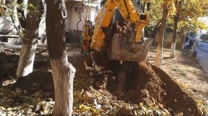 Как работает Зксковатор. Погрузчик JCB. Многофункциональный трактор JCB