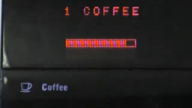 Jura X9 coffee machine makes an espresso coffee. смотреть онлайн