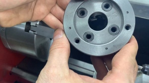 WM210V токарный станок  фиксатор шпинделя