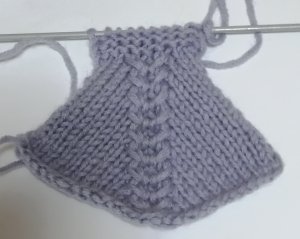 Регланная линия, для реглана снизу, спицами.