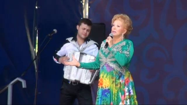 Знаменитая певица Екатерина Шаврина выступила с концертом в Златоусте смотреть онлайн