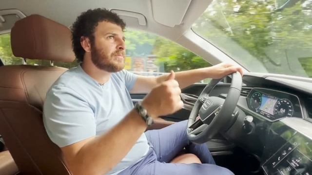 AUDI E-TRON. Отзыв от Чуни смотреть онлайн