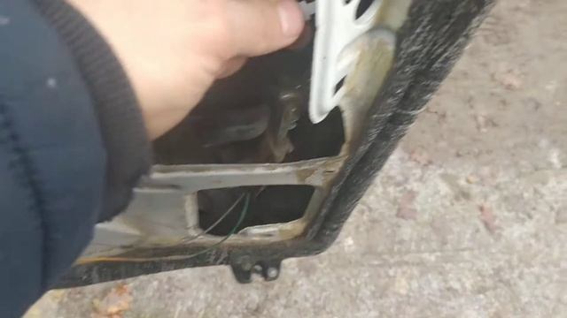 как установить хомут на ручке задней двери пежо партнер смотреть онлайн