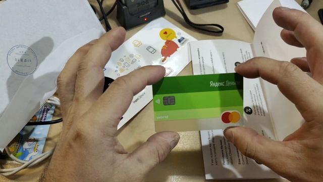 Прозрачная Карта Яндекс Деньги - виден CVV и номер карты, блин. смотреть онлайн