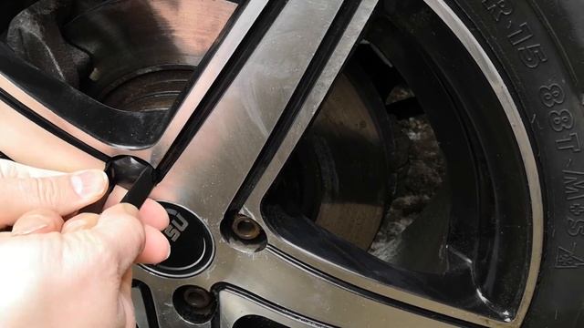 Защитные Колпачки на колёсные болты Литых Дисков для всех моделей МАШИН смотреть онлайн