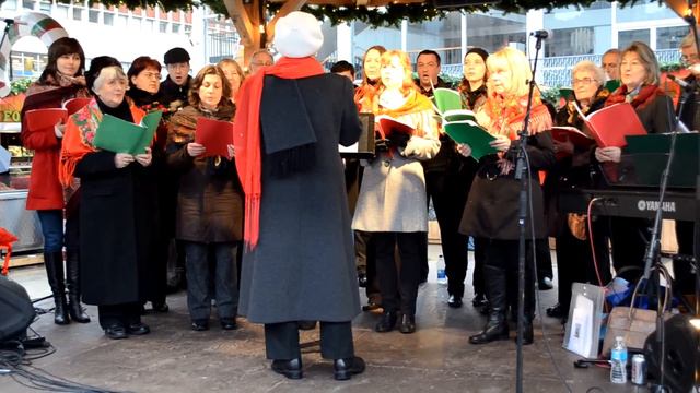 Svitanok Chorus Sings Medley of Silent Night in English Ukrainian and German (2012) смотреть онлайн