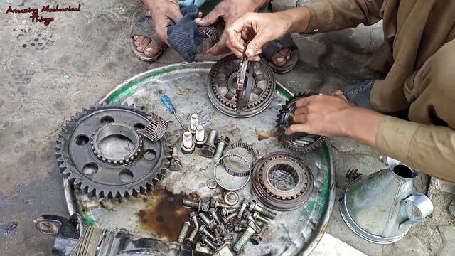 How To Rebuild Isuzu Truck Manual Transmission- Repairing Isuzu Truck GearBox|| смотреть онлайн